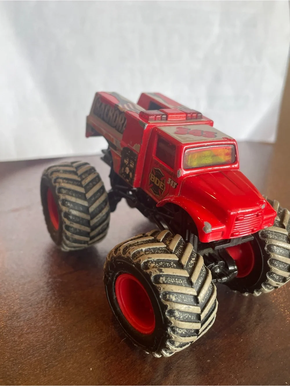 Hot Wheels Monster Jam BACKDRAFT Diecast Monster Truck 1:64 Scale